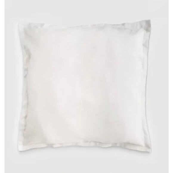 Quince European Linen Quilted Box Euro 26 X 26 Sham White NWOT #33 - Picture 1 of 3